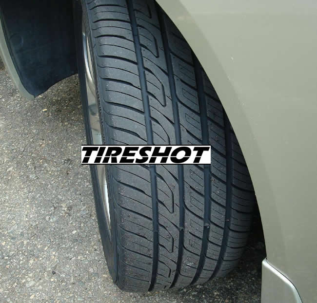 Tire Toyo Versado LX